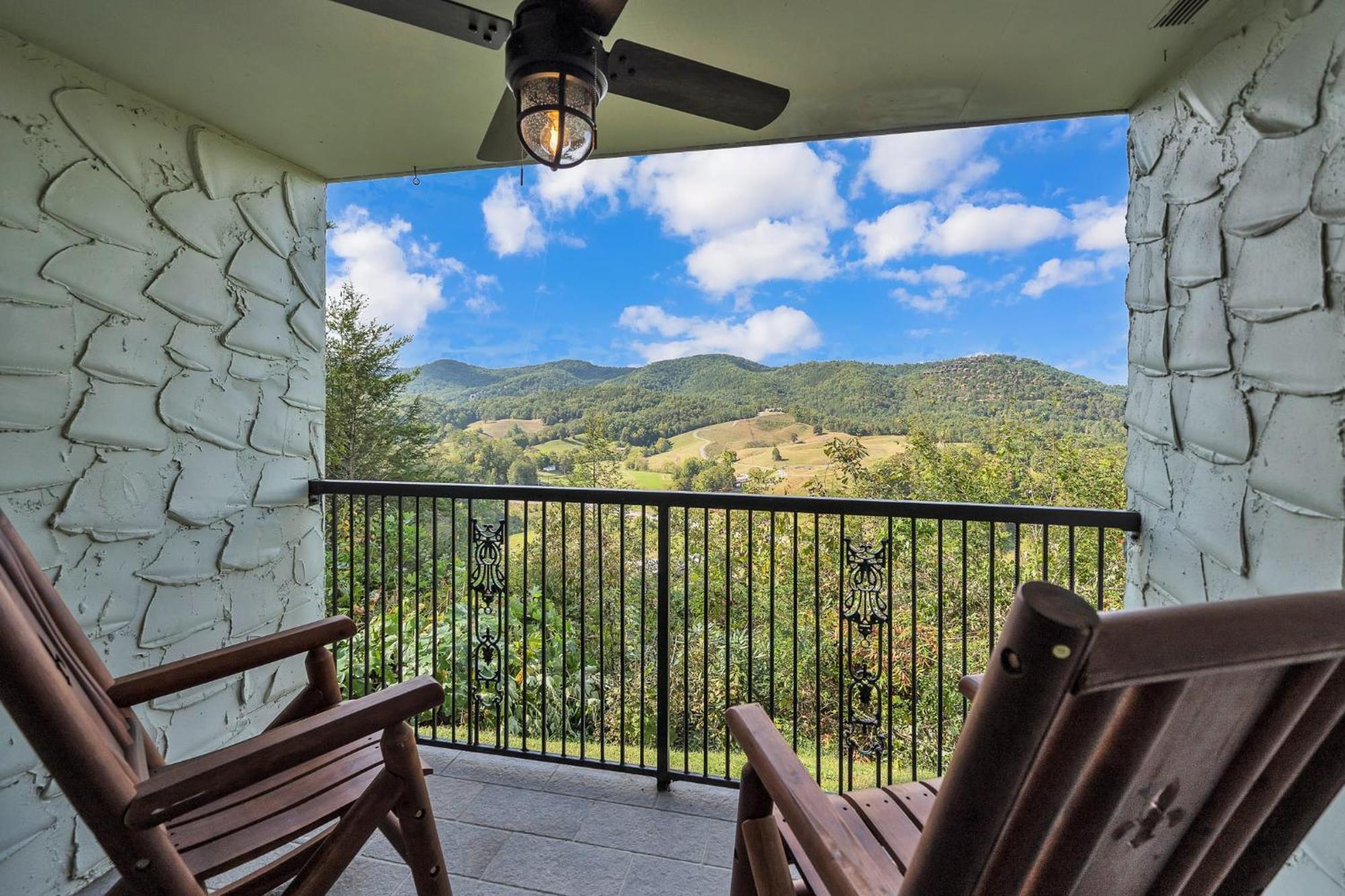 דירות סביירוויל Mountain Views At Dolly'S Castle Unit 2 מראה חיצוני תמונה