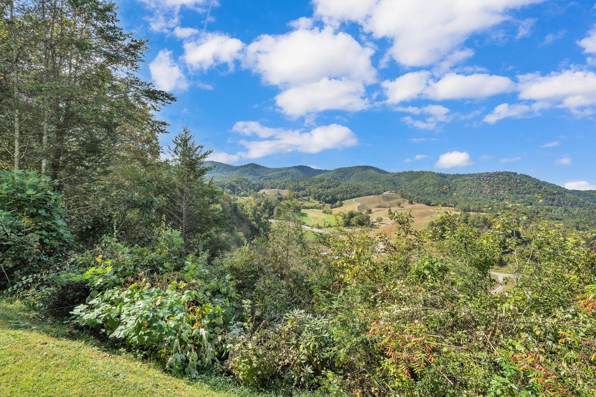 דירות סביירוויל Mountain Views At Dolly'S Castle Unit 2 מראה חיצוני תמונה
